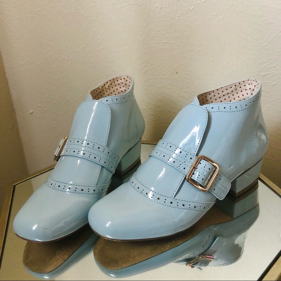 B.A.I.T. Patent Leather 60s style Retro Shoes - Picture 2 of 6